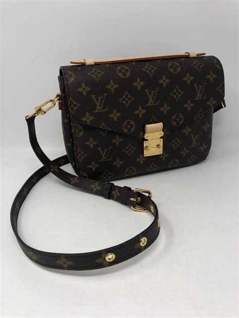 louis vuitton doppia pochette metis|Louis Vuitton Pochette metis vintage.